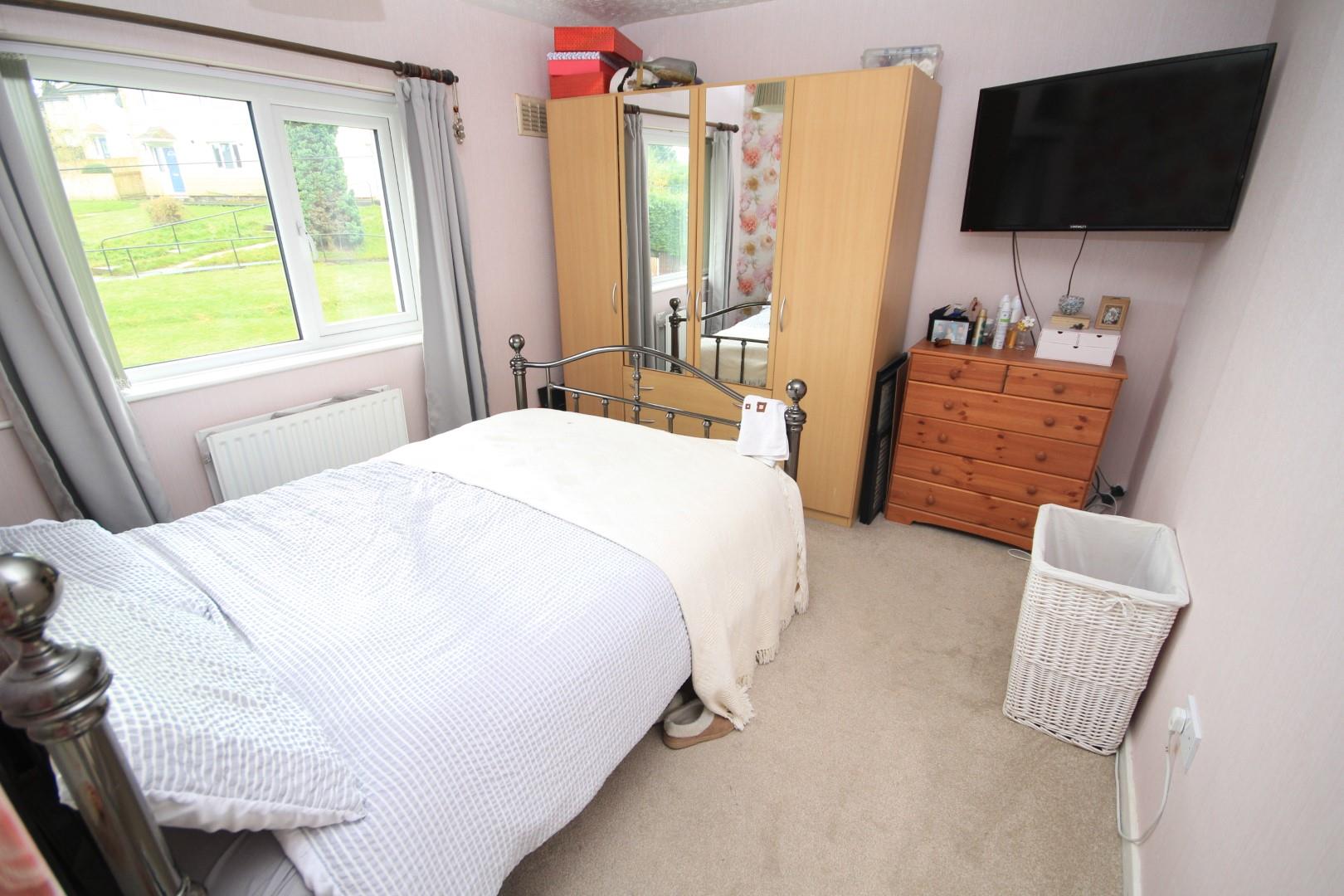 Farm Hill Road, Thorpe Edge, Bradford Sugdens Estate Agent